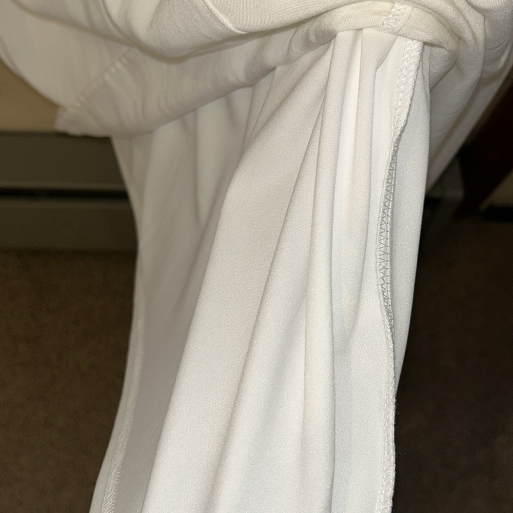 Francesca’s White Dress - Picture 9 of 10